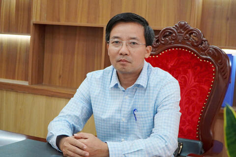 <a href="/doanh-nghiep" title="Doanh nghiệp" rel="dofollow">Doanh nghiệp</a>