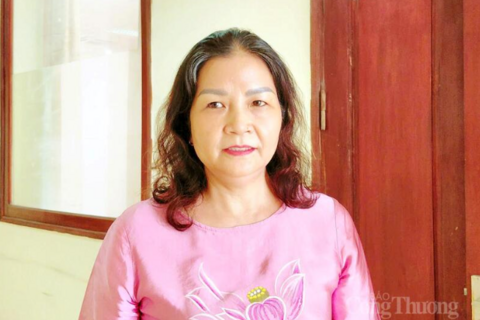 <a href="/tieu-dung" title="Tiêu dùng" rel="dofollow">Tiêu dùng</a>