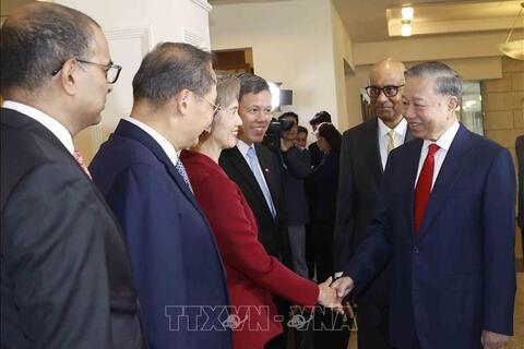 <a href="/thong-tin-247" title="Thông tin 247" rel="dofollow">Thông tin 247</a>