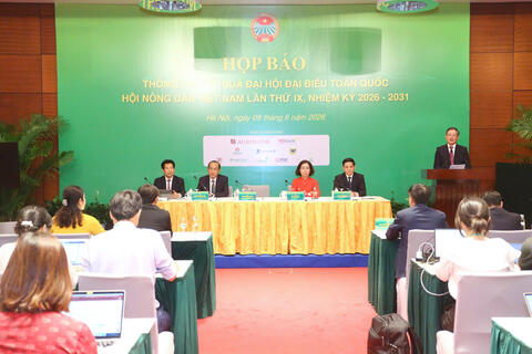 <a href="/doanh-nghiep" title="Doanh nghiệp" rel="dofollow">Doanh nghiệp</a>