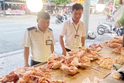 <a href="/tieu-dung" title="Tiêu dùng" rel="dofollow">Tiêu dùng</a>