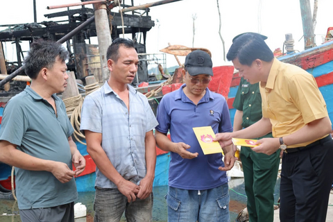 <a href="/thong-tin-247" title="Thông tin 247" rel="dofollow">Thông tin 247</a>