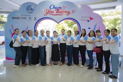 <a href="/doanh-nghiep" title="Doanh nghiệp" rel="dofollow">Doanh nghiệp</a>