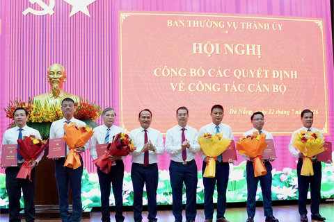 <a href="/thong-tin-247" title="Thông tin 247" rel="dofollow">Thông tin 247</a>