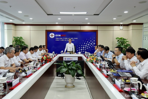 <a href="/thong-tin-247" title="Thông tin 247" rel="dofollow">Thông tin 247</a>