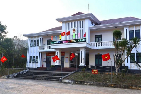 <a href="/thong-tin-247" title="Thông tin 247" rel="dofollow">Thông tin 247</a>