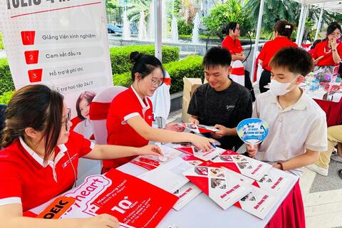 <a href="/thong-tin-247" title="Thông tin 247" rel="dofollow">Thông tin 247</a>