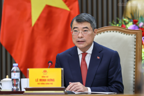 <a href="/thong-tin-247" title="Thông tin 247" rel="dofollow">Thông tin 247</a>