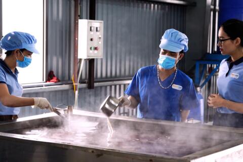 <a href="/doanh-nghiep" title="Doanh nghiệp" rel="dofollow">Doanh nghiệp</a>