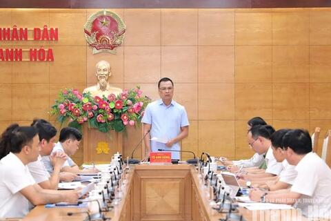 <a href="/tieu-dung" title="Tiêu dùng" rel="dofollow">Tiêu dùng</a>