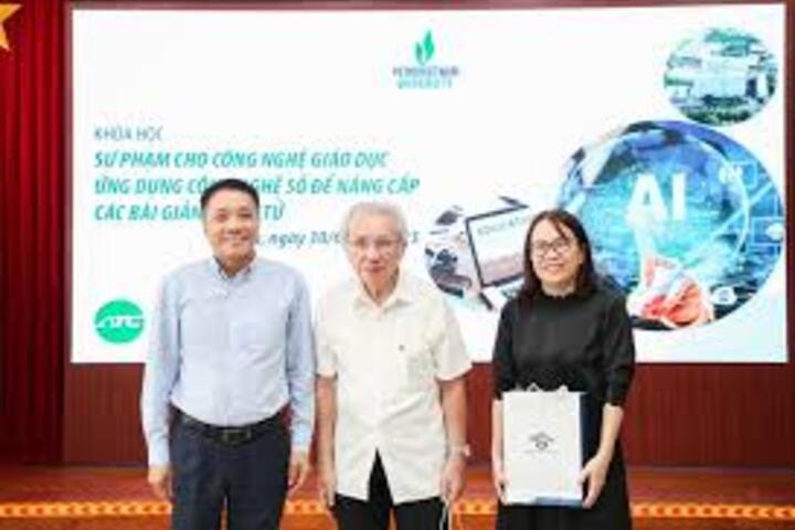 PVU tổ chức thành công khóa đào tạo nâng cao kỹ năng ứng dụng công nghệ số trong giảng dạy