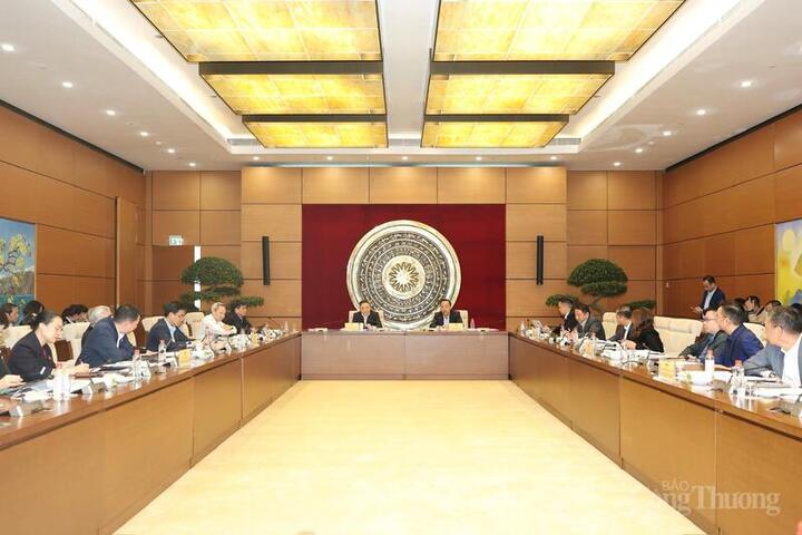 Hội nghị tham vấn hồ sơ xây dựng chính sách Luật Dầu khí (sửa đổi)