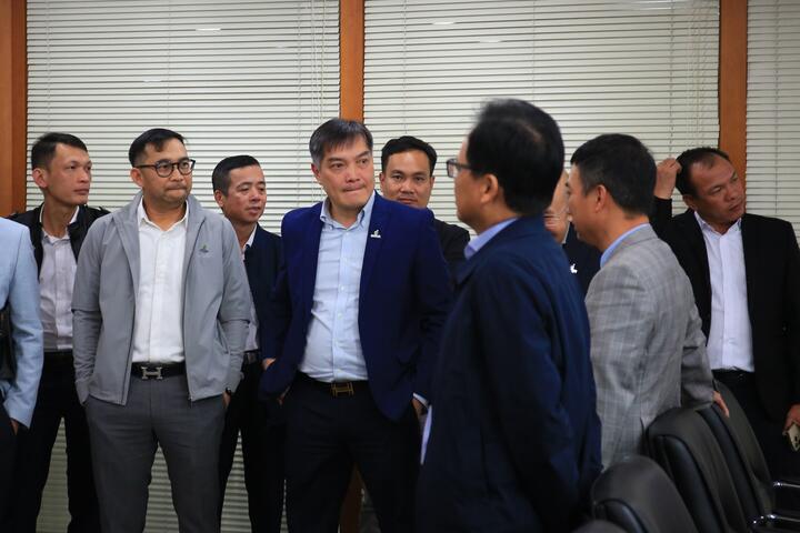 BSR và PETROCONs ký hợp đồng san lấp mặt bằng dự án NCMR NMLD Dung Quất