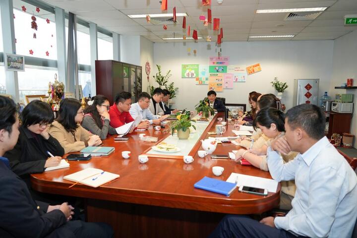 [Chùm ảnh] Đảng bộ Bộ máy QL&ĐH Petrovietnam tổ chức sinh hoạt chi bộ tháng 2: “Tiến lên! Toàn thắng ắt về ta!”