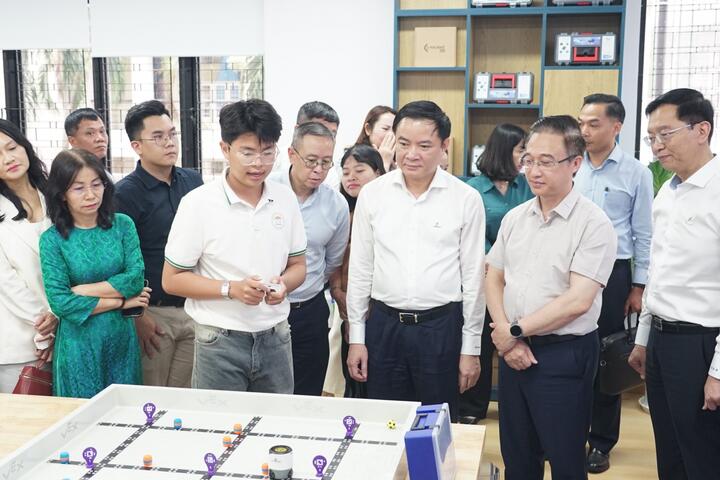 Petrovietnam đồng hành cùng TP Hồ Chí Minh trong đổi mới giáo dục