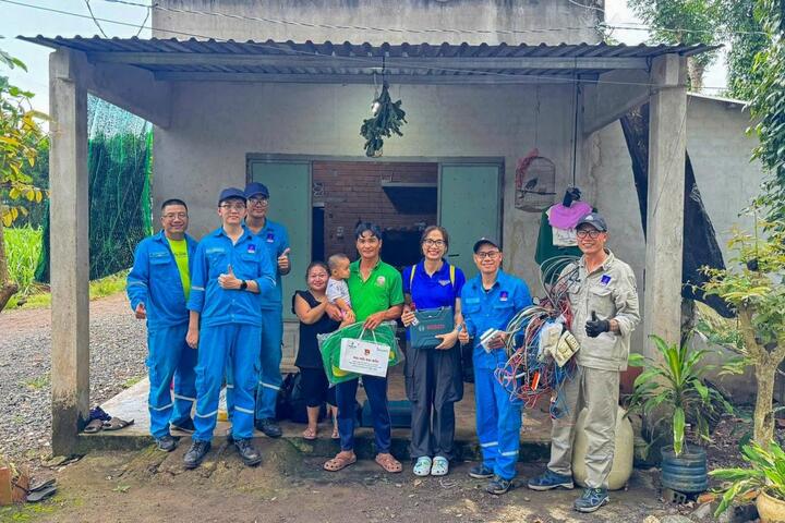 Tuổi trẻ Petrovietnam: Xung kích từ dây chuyền sản xuất đến những mái nhà dân