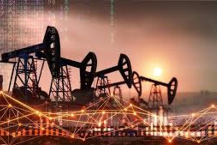 Giá xăng dầu hôm nay 3/3/2026: Tăng mạnh hơn 6% do leo thang quân sự