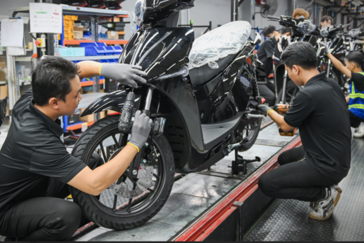 Làn sóng giao thông xanh thúc đẩy dòng vốn vào ngành xe máy điện 