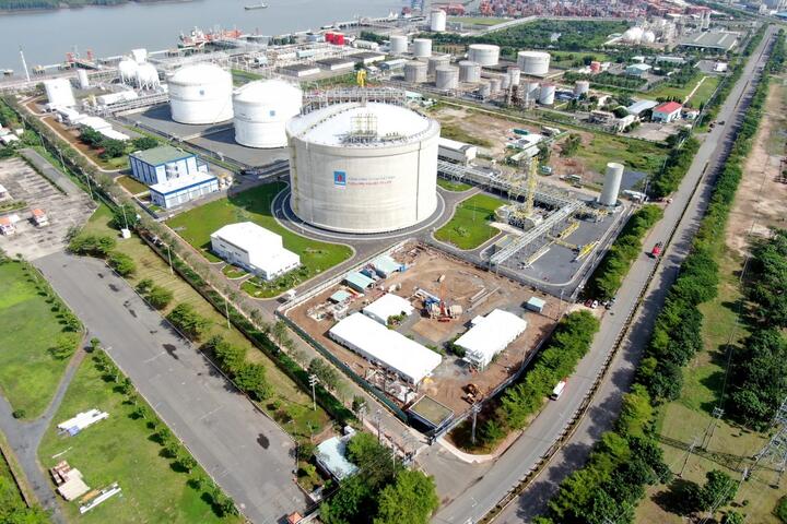 Phát triển hạ tầng LNG theo mô hình chia sẻ