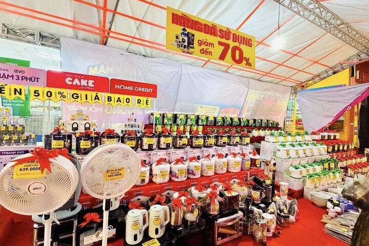 Hà Nội đẩy mạnh các giải pháp sử dụng điện tiết kiệm, hiệu quả