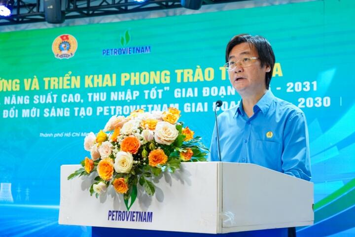 Công đoàn Petrovietnam cùng 500 NLĐ hưởng ứng Phong trào thi đua “Lao động giỏi, năng suất cao, thu nhập tốt”