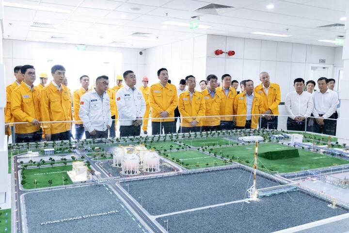 Thúc đẩy các giải pháp bảo đảm nguồn khí dài hạn cho Cụm Khí - Điện - Đạm Cà Mau