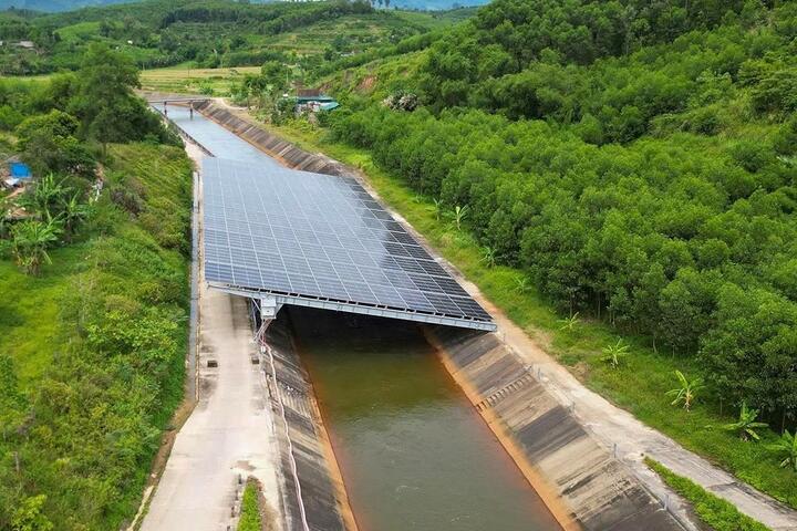 Từ kênh thủy lợi đơn chức năng ở xã Vũ Quang, nhìn rộng hơn đến hạ tầng năng lượng đa giá trị của quốc gia