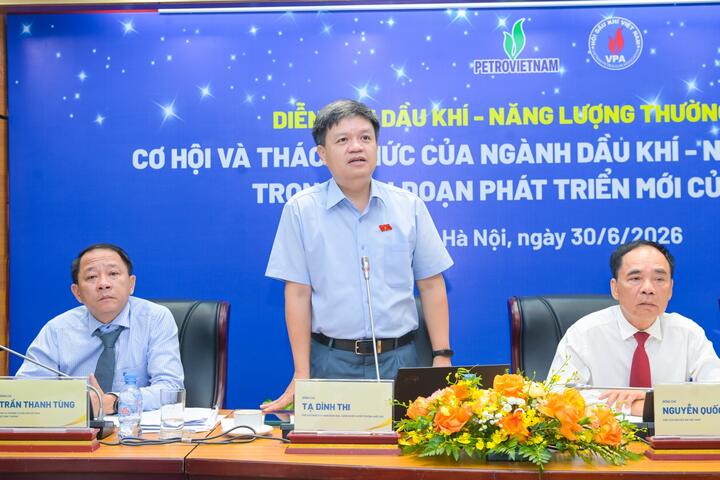 Hoàn thiện thể chế để mở đường cho năng lượng mới
