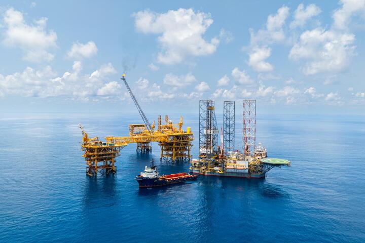 Giữ vững nền tảng năng lượng tạo đà tăng trưởng