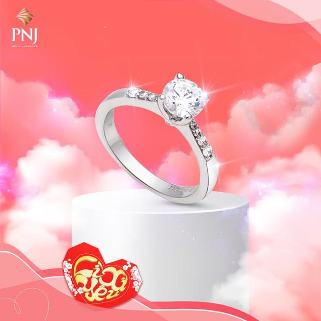 Trải nghiệm dịch vụ giao hàng 4 giờ trong ngày Valentine của PNJ - Ảnh 5. Trải nghiệm dịch vụ giao hàng 4 giờ trong ngày Valentine của PNJ - Ảnh 5.