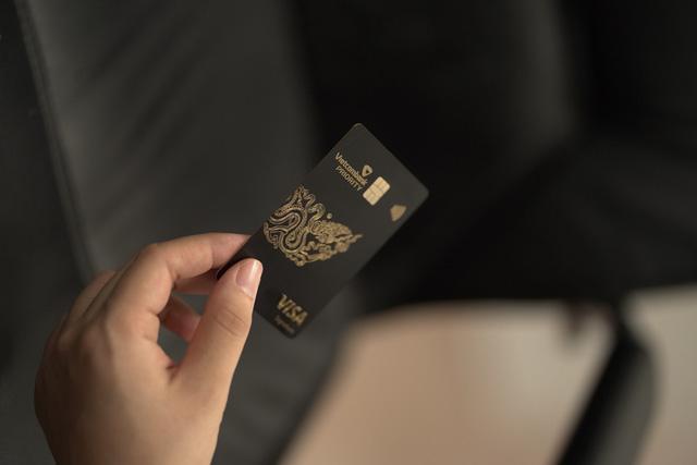 Vietcombank Visa Signature tiên phong trên “đường đua” dòng thẻ tín dụng cao cấp - Ảnh 2. Vietcombank Visa Signature tiên phong trên “đường đua” dòng thẻ tín dụng cao cấp - Ảnh 2.