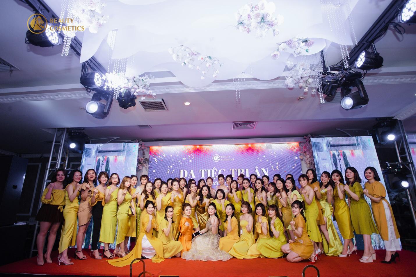 CEO Beauty Cosmetics và chiến lược kinh doanh mỹ phẩm trong thời kỳ cạnh tranh khốc liệt - Ảnh 3. CEO Beauty Cosmetics và chiến lược kinh doanh mỹ phẩm trong thời kỳ cạnh tranh khốc liệt - Ảnh 3.