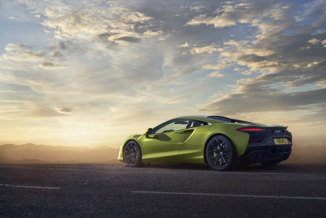 Siêu phẩm McLaren Artura công bố thông số khủng, giá quy đổi từ 5,2 tỷ đồng - Ảnh 2. Siêu phẩm McLaren Artura công bố thông số khủng, giá quy đổi từ 5,2 tỷ đồng - Ảnh 2.