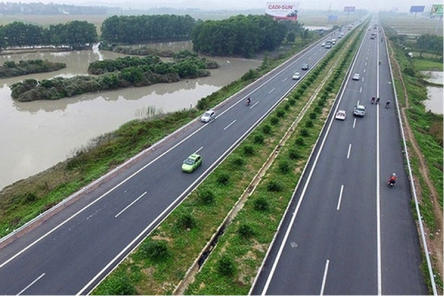 Ông lớn địa ốc đổ bộ, bất động sản Thanh Hoá sôi động - Ảnh 2. Ông lớn địa ốc đổ bộ, bất động sản Thanh Hoá sôi động - Ảnh 2.