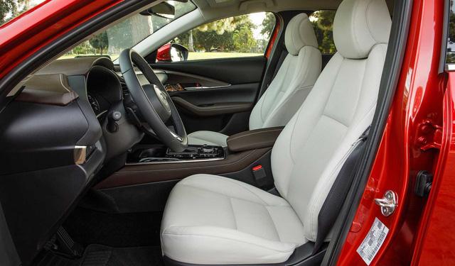 Bộ đôi Mazda CX-3 và CX-30 sắp ra mắt Việt Nam: Giá khoảng 700 triệu, nhập Thái, cạnh tranh Hyundai Kona - Ảnh 9. Bộ đôi Mazda CX-3 và CX-30 sắp ra mắt Việt Nam: Giá khoảng 700 triệu, nhập Thái, cạnh tranh Hyundai Kona - Ảnh 9.