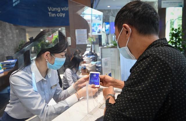 MB được vinh danh top 6 thương hiệu tài chính dẫn đầu tại Việt Nam - Ảnh 1. MB được vinh danh top 6 thương hiệu tài chính dẫn đầu tại Việt Nam - Ảnh 1.
