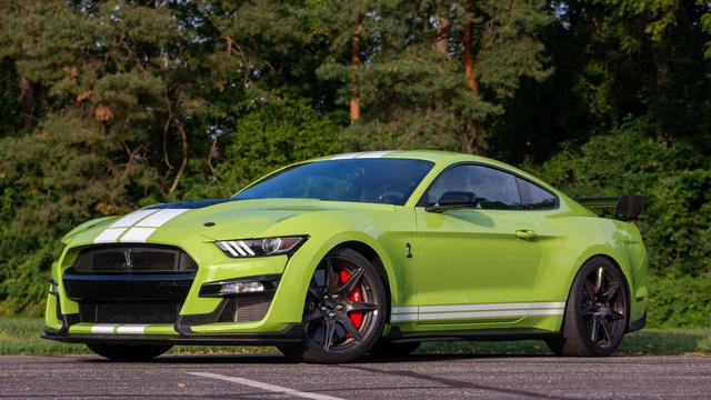 Thảm họa của Ford Mustang: Doanh số năm 2021 thua dòng xe đã gần 15 năm không có thế hệ mới - Ảnh 1. Thảm họa của Ford Mustang: Doanh số năm 2021 thua dòng xe đã gần 15 năm không có thế hệ mới - Ảnh 1.
