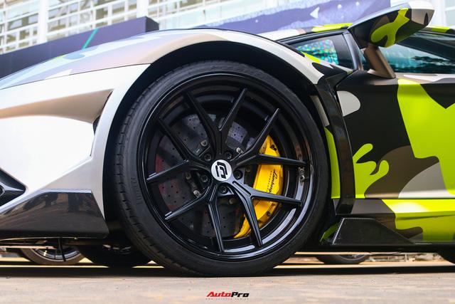 Chi tiết Lamborghini Aventador độ Duke Dynamics đầu tiên Việt Nam: Chi phí hơn 1 tỷ đồng, nhiều chi tiết giống siêu xe triệu đô Centenario - Ảnh 8. Chi tiết Lamborghini Aventador độ Duke Dynamics đầu tiên Việt Nam: Chi phí hơn 1 tỷ đồng, nhiều chi tiết giống siêu xe triệu đô Centenario - Ảnh 8.