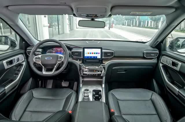 Khách Việt mất thêm 300 triệu đồng cho đại lý để mua Ford Explorer 2022 sớm dù không kịp có xe chơi Tết - Ảnh 5.