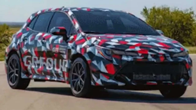 Toyota Corolla sẽ có bản hiệu suất cao cạnh tranh không kém GR Yaris - Ảnh 1. Toyota Corolla sẽ có bản hiệu suất cao cạnh tranh không kém GR Yaris - Ảnh 1.