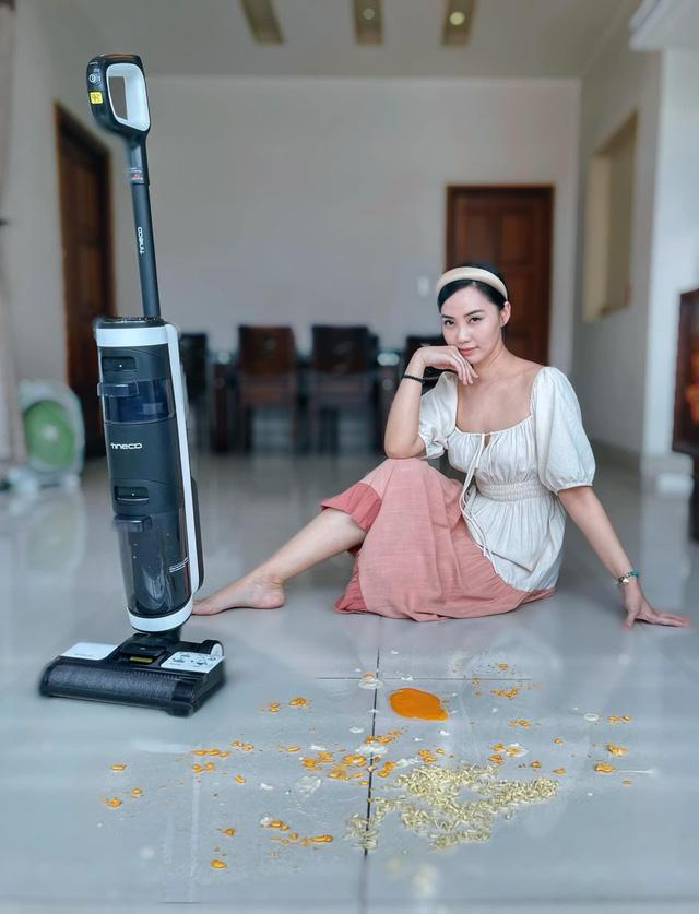 Tận hưởng ngày Tết nhàn tênh cùng máy lau sàn không dây TINECO - Ảnh 1.