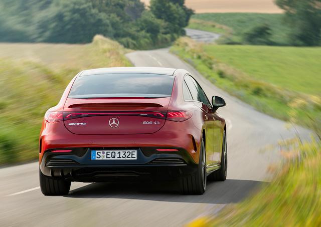 Ra mắt Mercedes-AMG EQE: E-Class chạy điện, đi Hà Nội tới Hạ Long rồi vòng về an tâm không cần sạc - Ảnh 4.