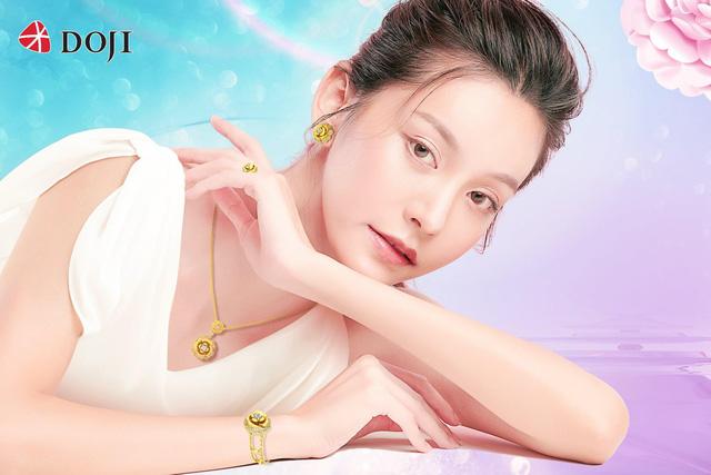 Thổn thức với vẻ đẹp từ bộ sưu tập “The Camellia” của DOJI - Ảnh 3.