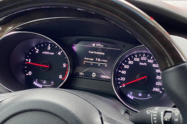 Chủ Kia Sedona tiết lộ lý do mua xe sau khi bán Fortuner và CR-V: Mới nhìn nghĩ xe dịch vụ nhưng thử mới thấy đẳng cấp - Ảnh 6.