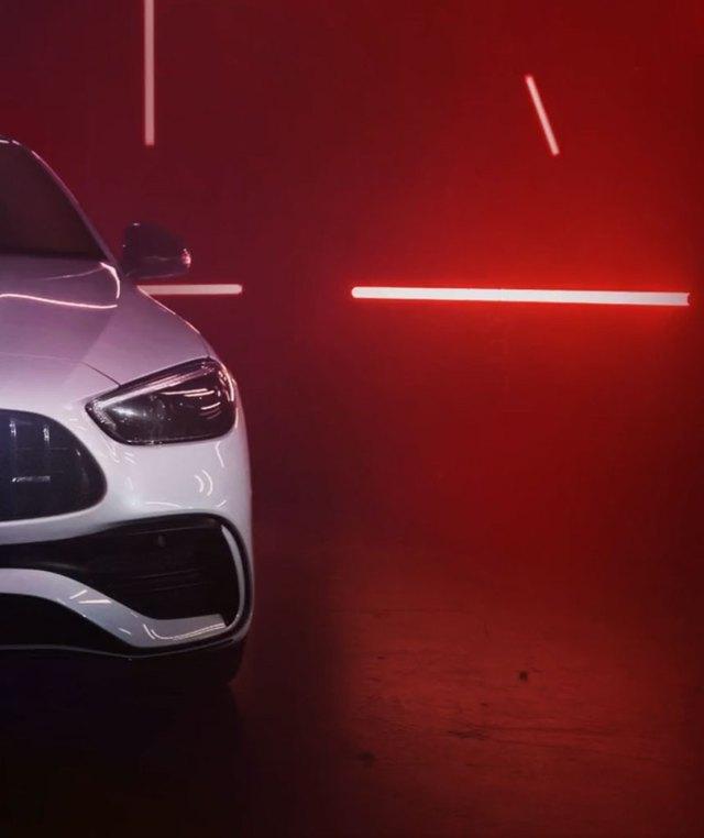 Mercedes-Benz C-Class 2022 vừa ra mắt tại Việt Nam nhưng phiên bản hiệu suất cao C53 đã lộ diện, có trở thành món ngon cho người yêu xe thể thao? - Ảnh 1.