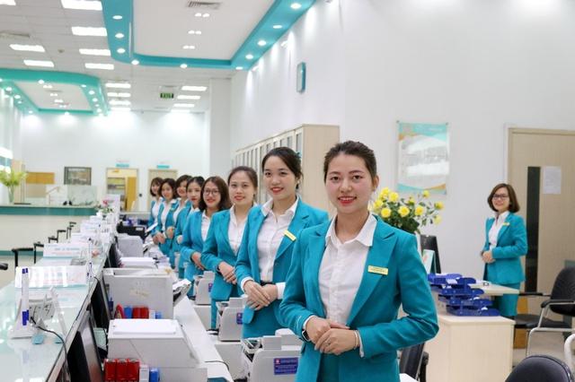 Chủ tịch ABBANK: CBNV có hạnh phúc với môi trường làm việc thì mới lan tỏa và mang lại được trải nghiệm vượt trội cho khách hàng - Ảnh 1.