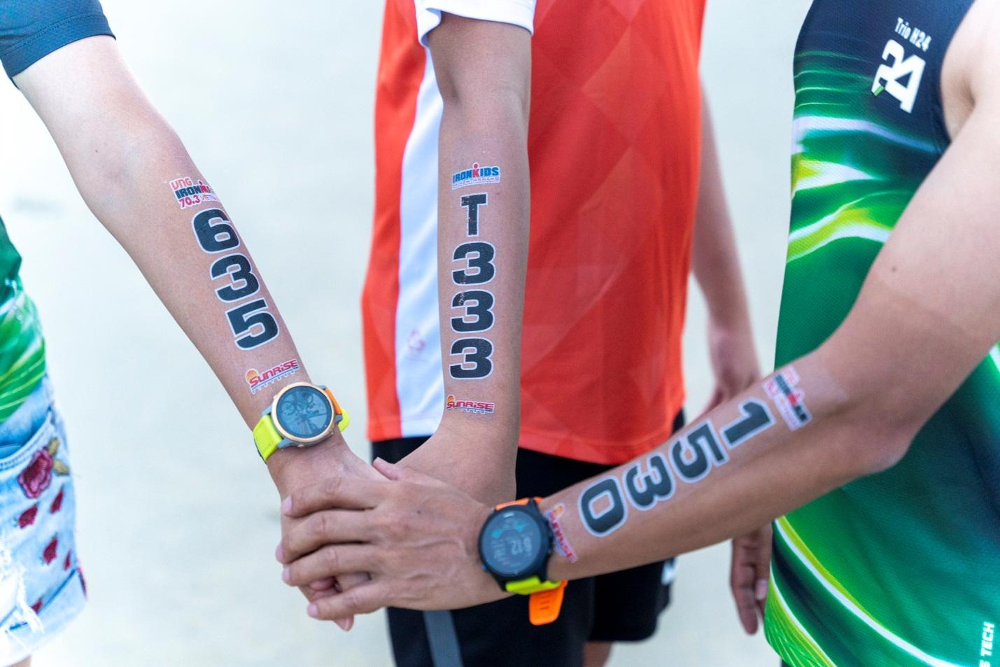 Ironlady Cao Nguyệt Hằng cùng chồng hoàn thành xuất sắc thử thách tại IRONMAN70.3 Việt Nam - Ảnh 3.