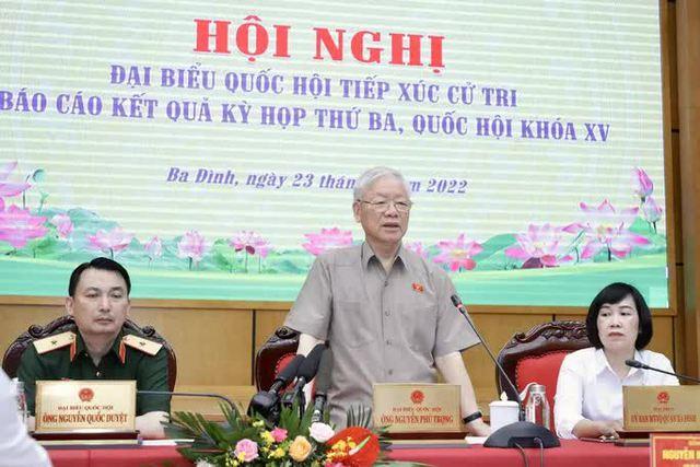 Hình ảnh Tổng Bí thư Nguyễn Phú Trọng tiếp xúc cử tri tại Hà Nội  - Ảnh 8.