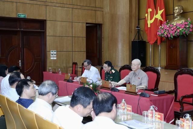 Hình ảnh Tổng Bí thư Nguyễn Phú Trọng tiếp xúc cử tri tại Hà Nội  - Ảnh 5.