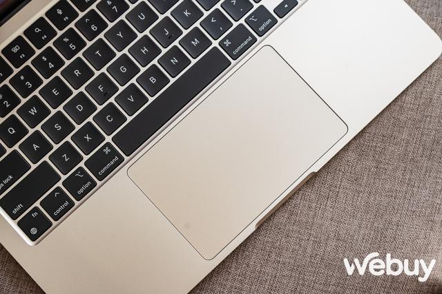 MacBook Air M2 "cập bến" thị trường Việt Nam, giá dự kiến 32.9 triệu đồng - Ảnh 12.